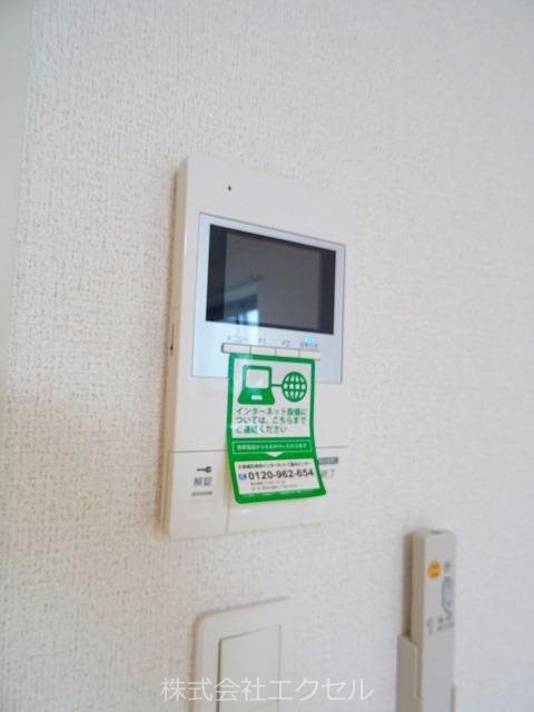 セキュリティ　モニター付きドアホンで安心です。