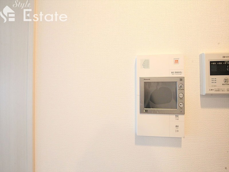 セキュリティ　モニター付きインターホン