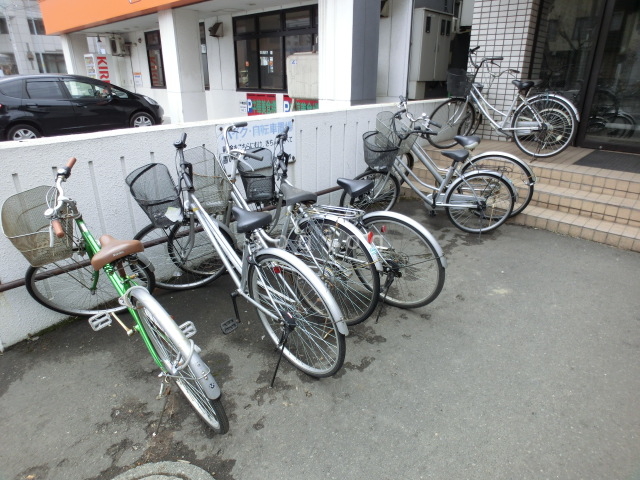 駐車場　駐輪場