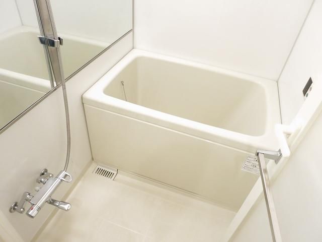バス・シャワールーム　きれいなお風呂です