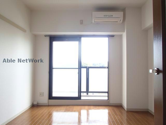 居室・リビング　※同物件別部屋の写真となります。
