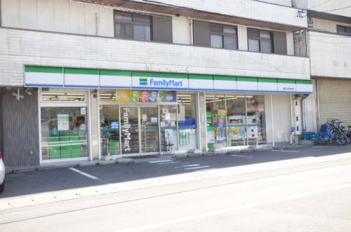 コンビニ　ファミリーマート 豊田小坂本町店（コンビニ）まで414m