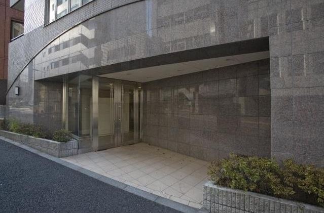 エントランス　プライムアーバン番町