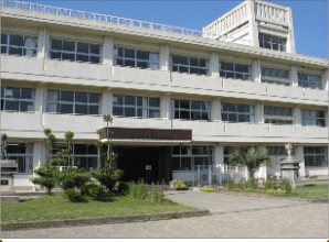 小学校　西脇市立日野小学校（小学校）まで2000m