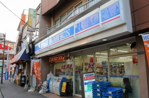 コンビニ　ローソン 武蔵新田駅前店（コンビニ）まで348m