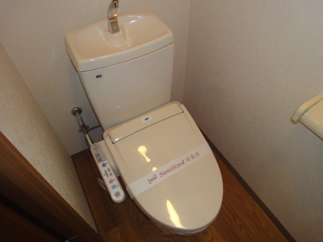 トイレ　シャワー付トイレ