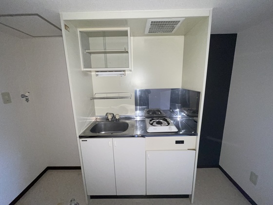 キッチン　※別部屋の写真です