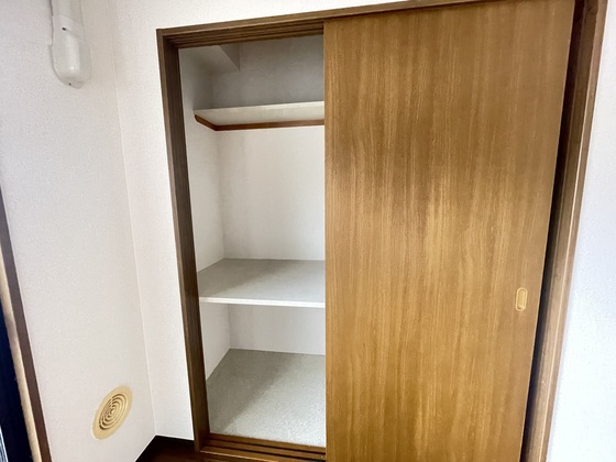 収納　※別部屋の写真です