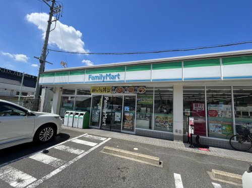 コンビニ　ファミリーマート茶屋が坂駅前店（コンビニ）まで408m