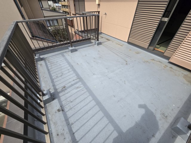 バルコニー　白壁二丁目吉田・岡事務所倉庫