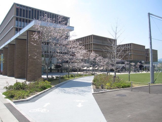 大学・短大　常葉大学　草薙キャンパス（大学・短大）まで350m