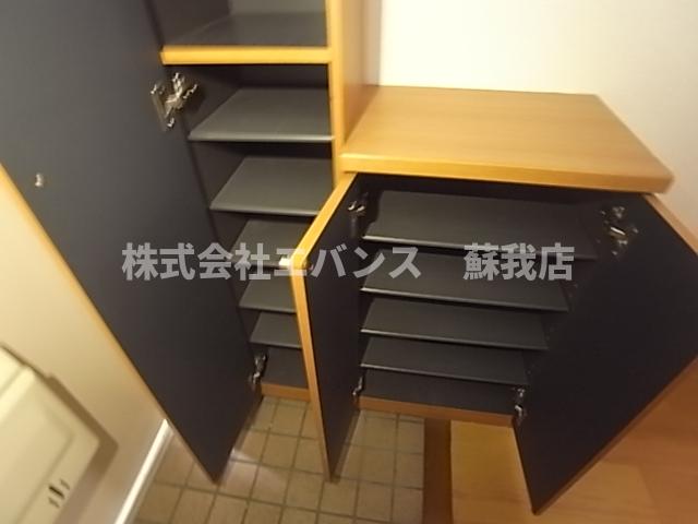 収納　たっぷりとした収納スペースです