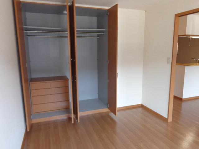 収納　クローゼット