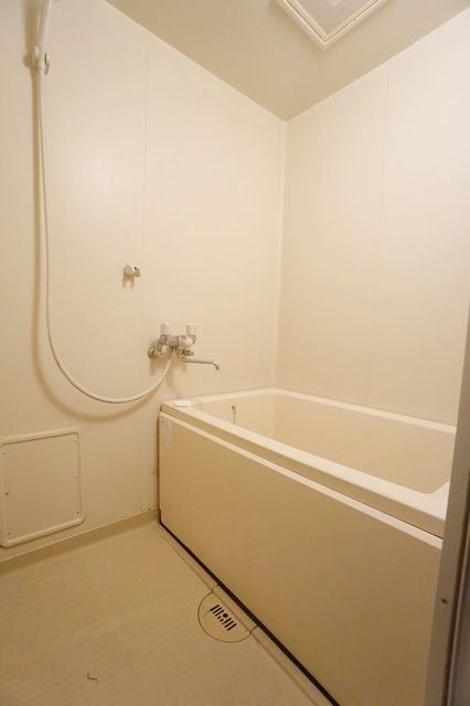 バス・シャワールーム　※同部屋参考写真
