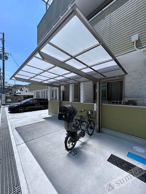 その他共有部分　屋根付き駐輪場が嬉しいです♪♪