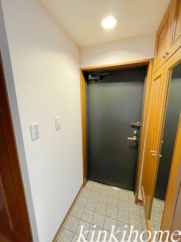 玄関　写真は別のお部屋です。（同タイプ）