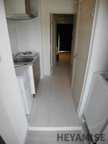 玄関　※同間取りの別の階のお部屋の画像です※現況を優先します
