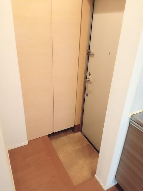 玄関　明るい玄関です