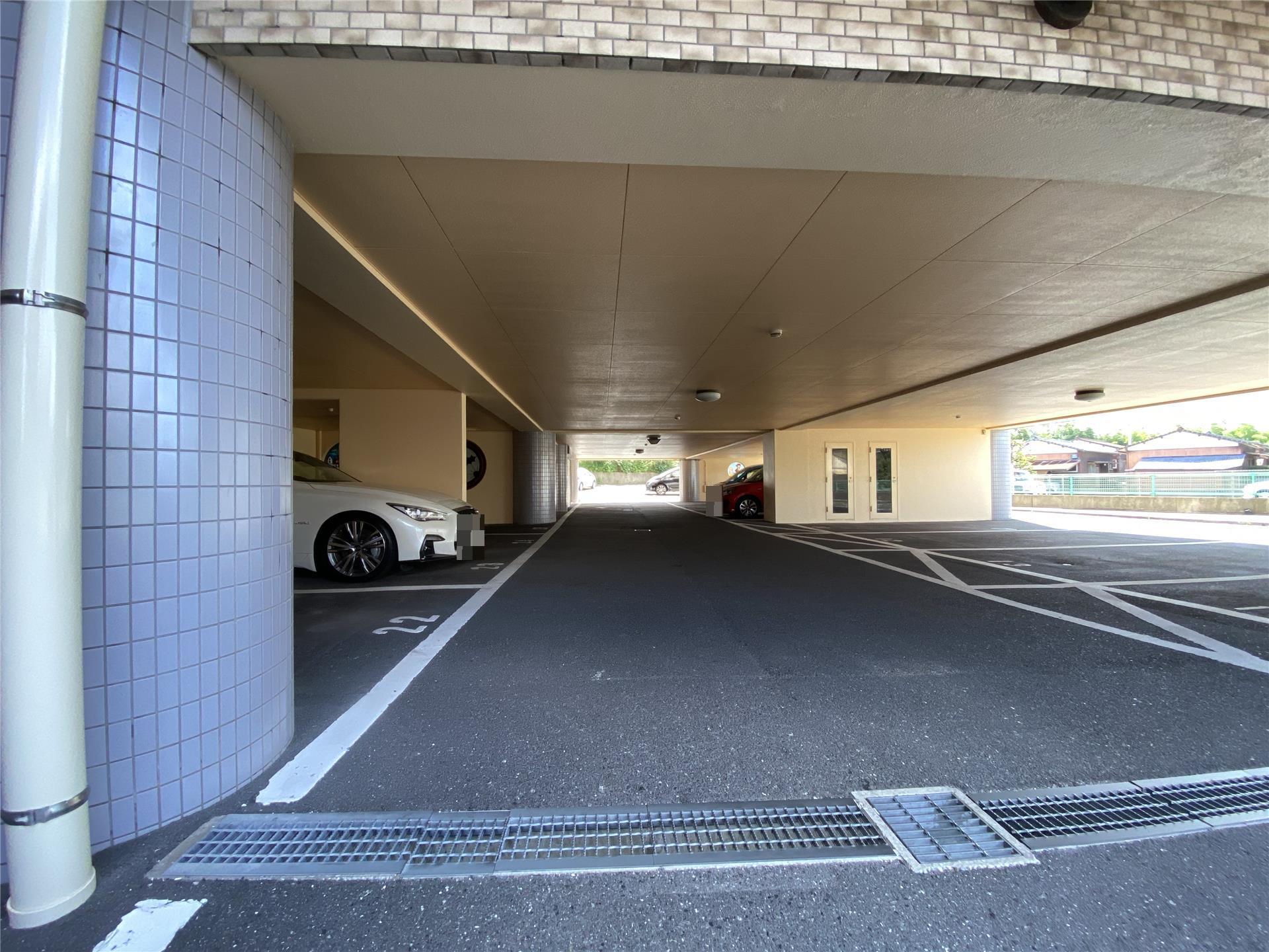 駐車場