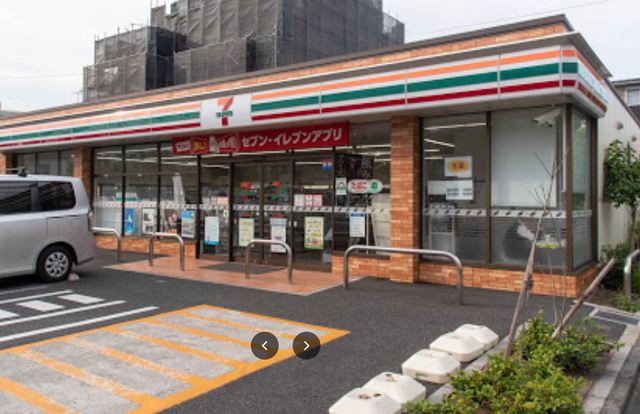 コンビニ　セブンイレブン江戸川松島南店（コンビニ）まで555m