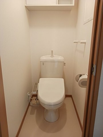トイレ　シンプルで使いやすいトイレです