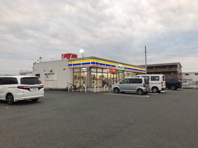 コンビニ　ミニストップ（コンビニ）まで1652m