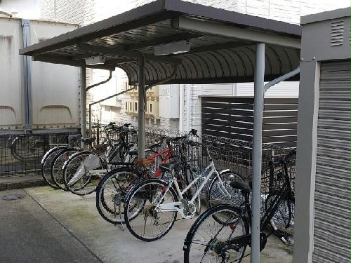 その他共有部分　屋根付き駐輪場