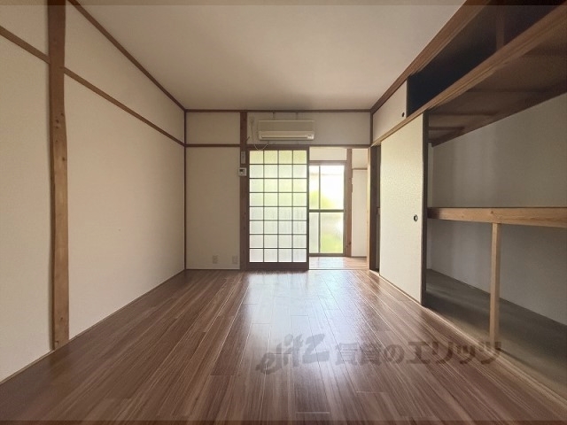 居室・リビング　居室