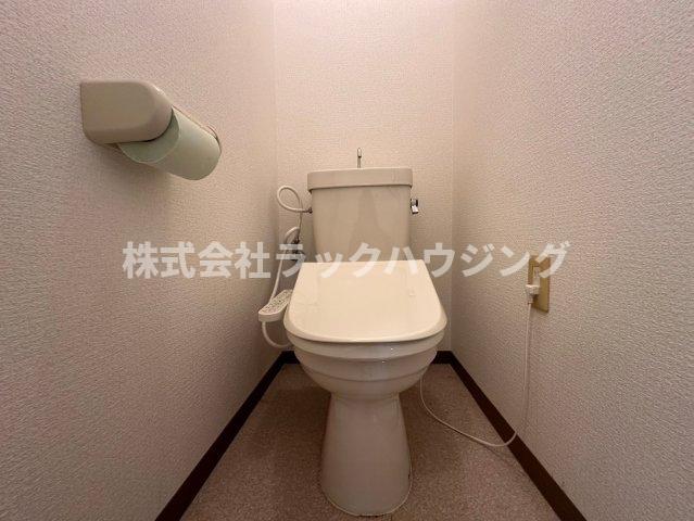 トイレ　【お部屋さがしはラックハウジングにお問合せ下さいませ♪】