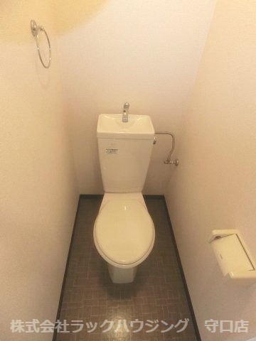 トイレ　同仕様写真となります。