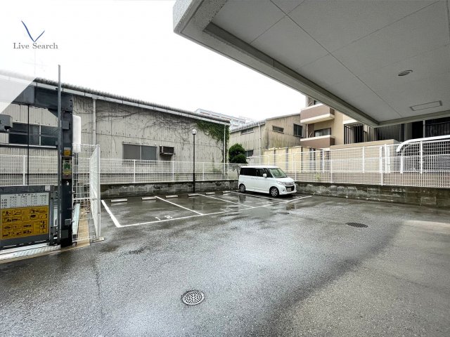駐車場　駐車場です