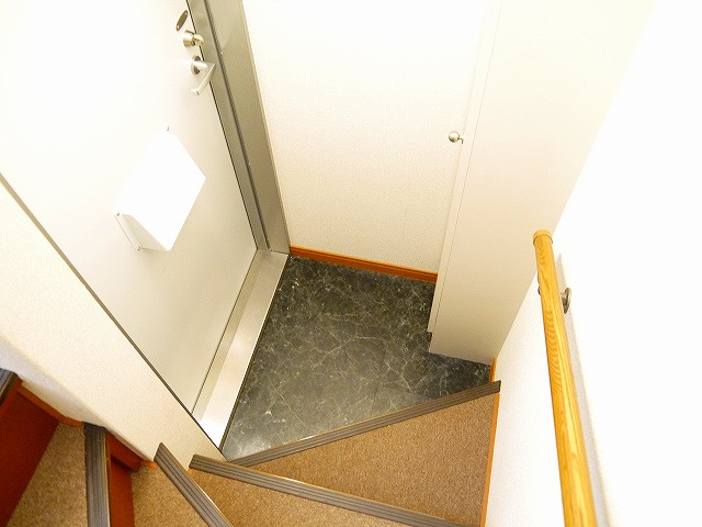 玄関　落ち着いた玄関です