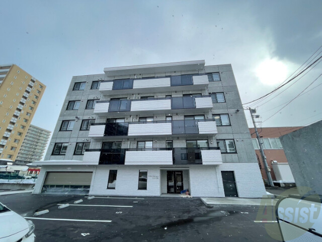 建物外観　札幌市中央区北５条西「ル　ビエノア北円山」