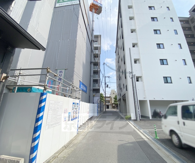 その他　・建築中風景