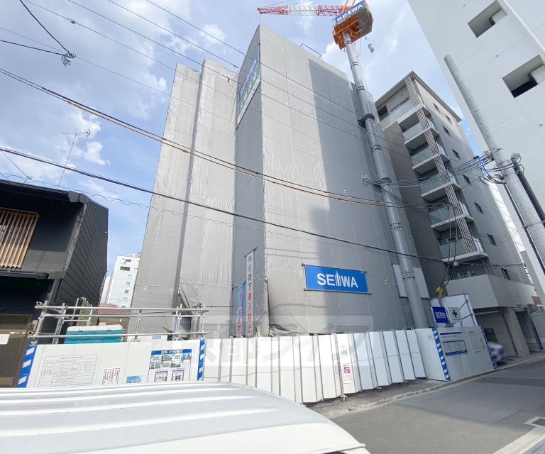 建物外観　・建築中風景