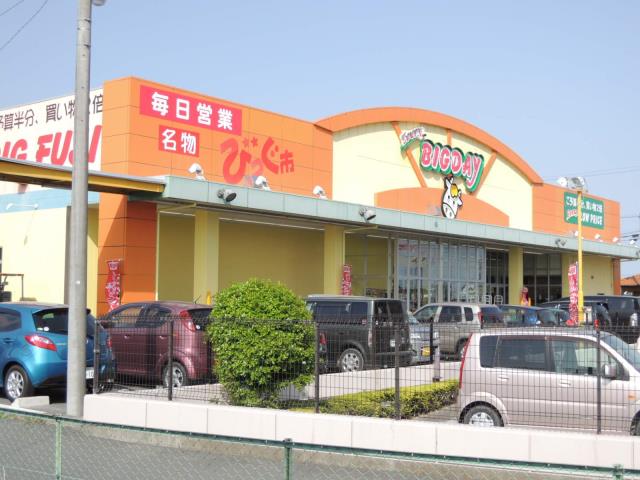 コンビニ　ファミリーマート（コンビニ）まで582m