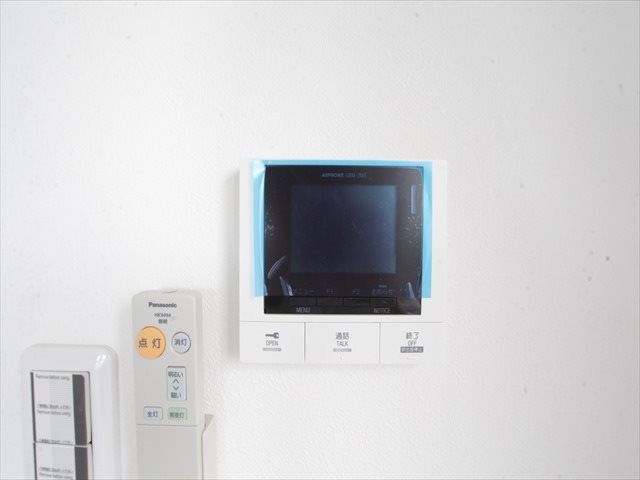 セキュリティ　TVモニター付インターホン