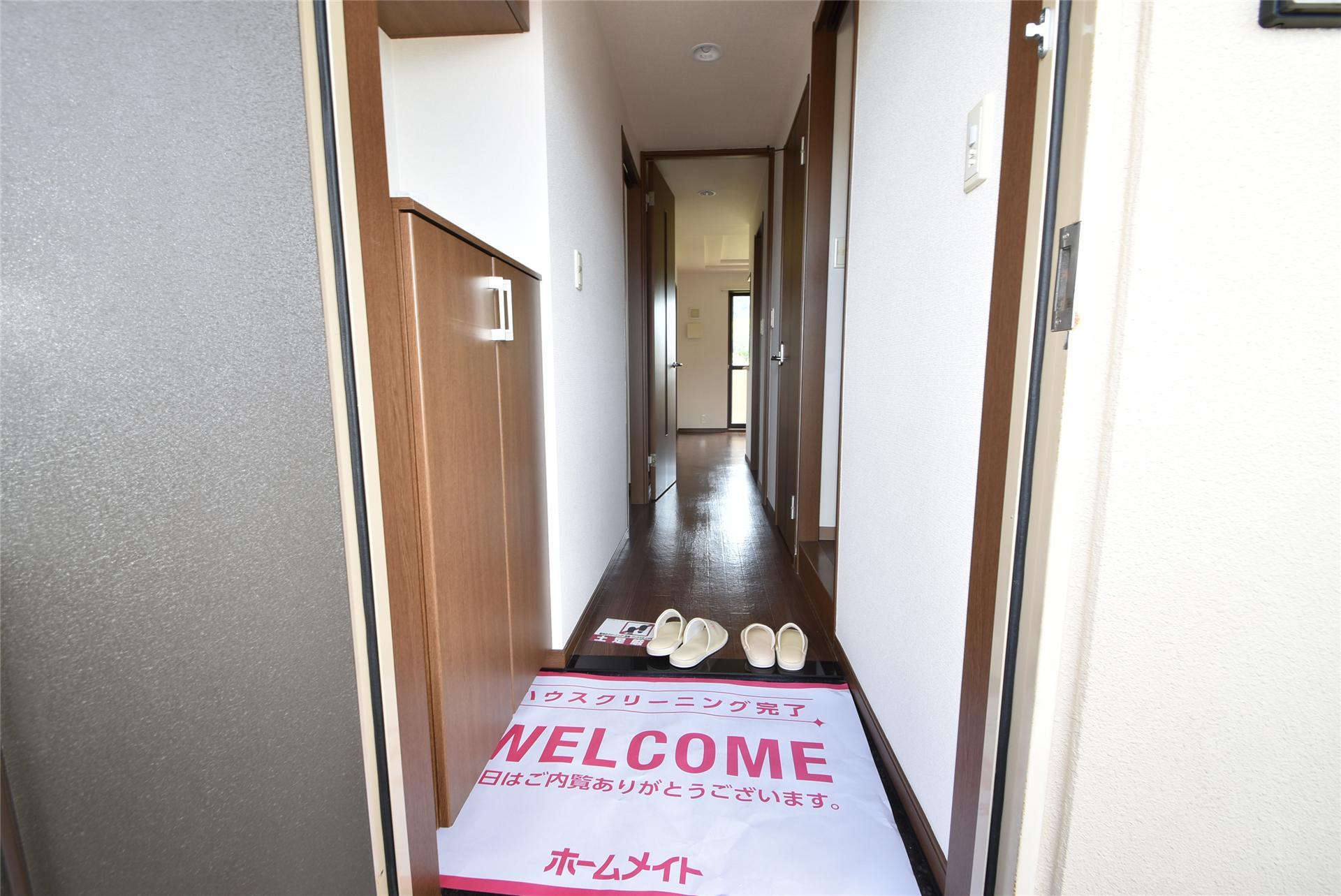 玄関　玄関※201号室参照。