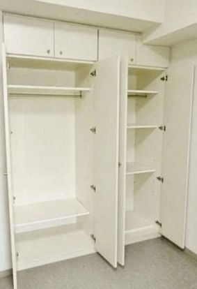 収納　写真は別号室です。