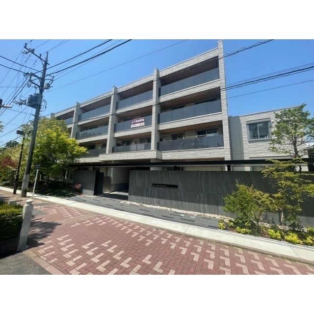 建物外観　南側外観