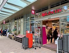 スーパー　リンコス白金ザ・スカイ店（スーパー）まで225m
