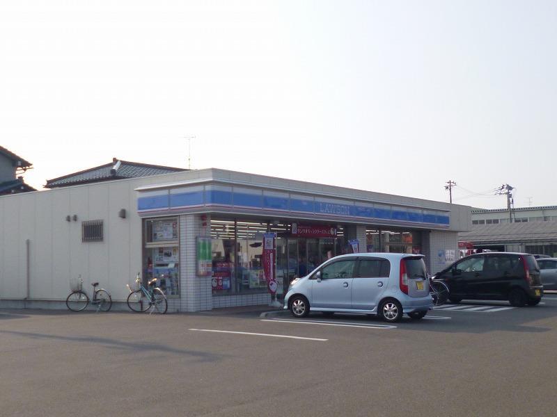 コンビニ　ローソン新潟白根七軒店（コンビニ）まで632m