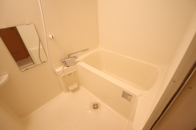 バス・シャワールーム　※別室の参考写真の為、現況優先です。