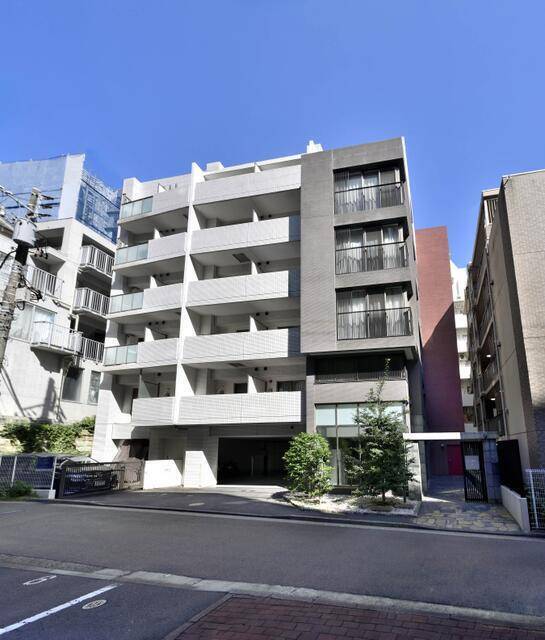 建物外観　オートロック付きです