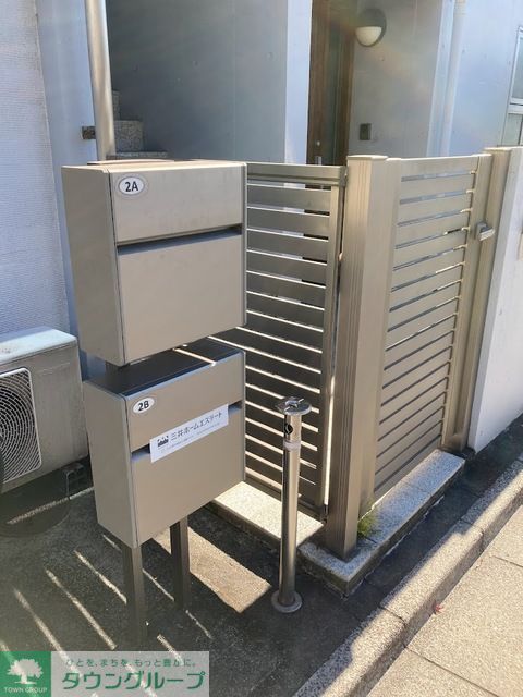 エントランス　集合ポスト