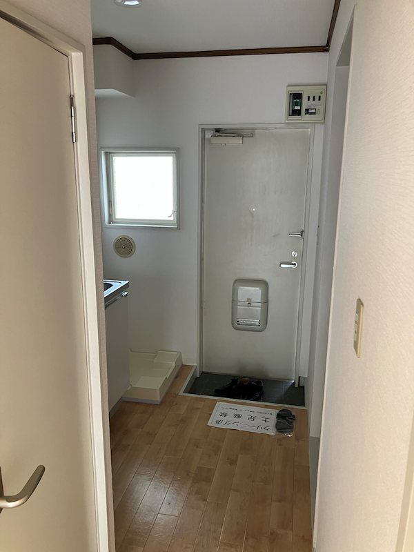 玄関　別部屋参照