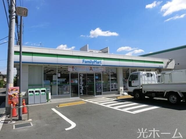 コンビニ　ファミリーマート清瀬小金井街道店（コンビニ）まで471m