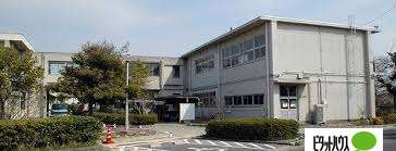 小学校　半田市立亀崎小学校（小学校）まで1165m