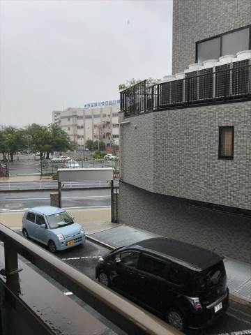 バルコニー　バルコニーもあります。