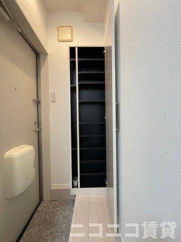 玄関　別号室イメージの為、現状を優先致します。